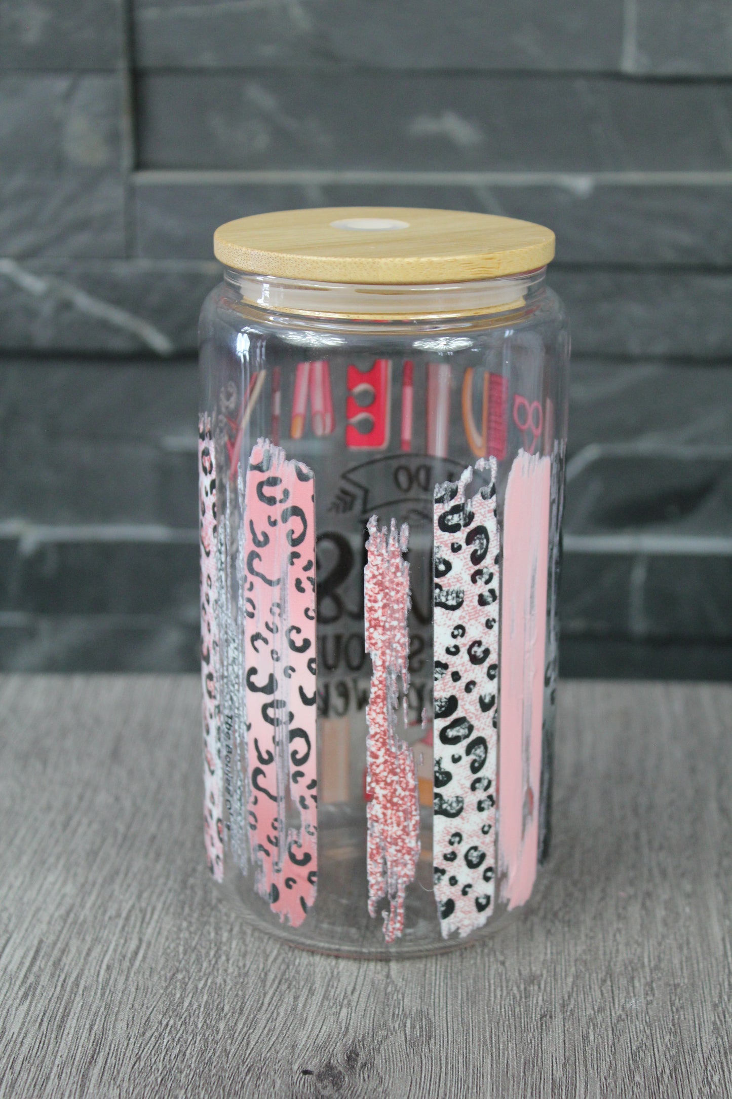 Verre Canette 16 oz – Esthéticienne des ongles | Bambou + paille