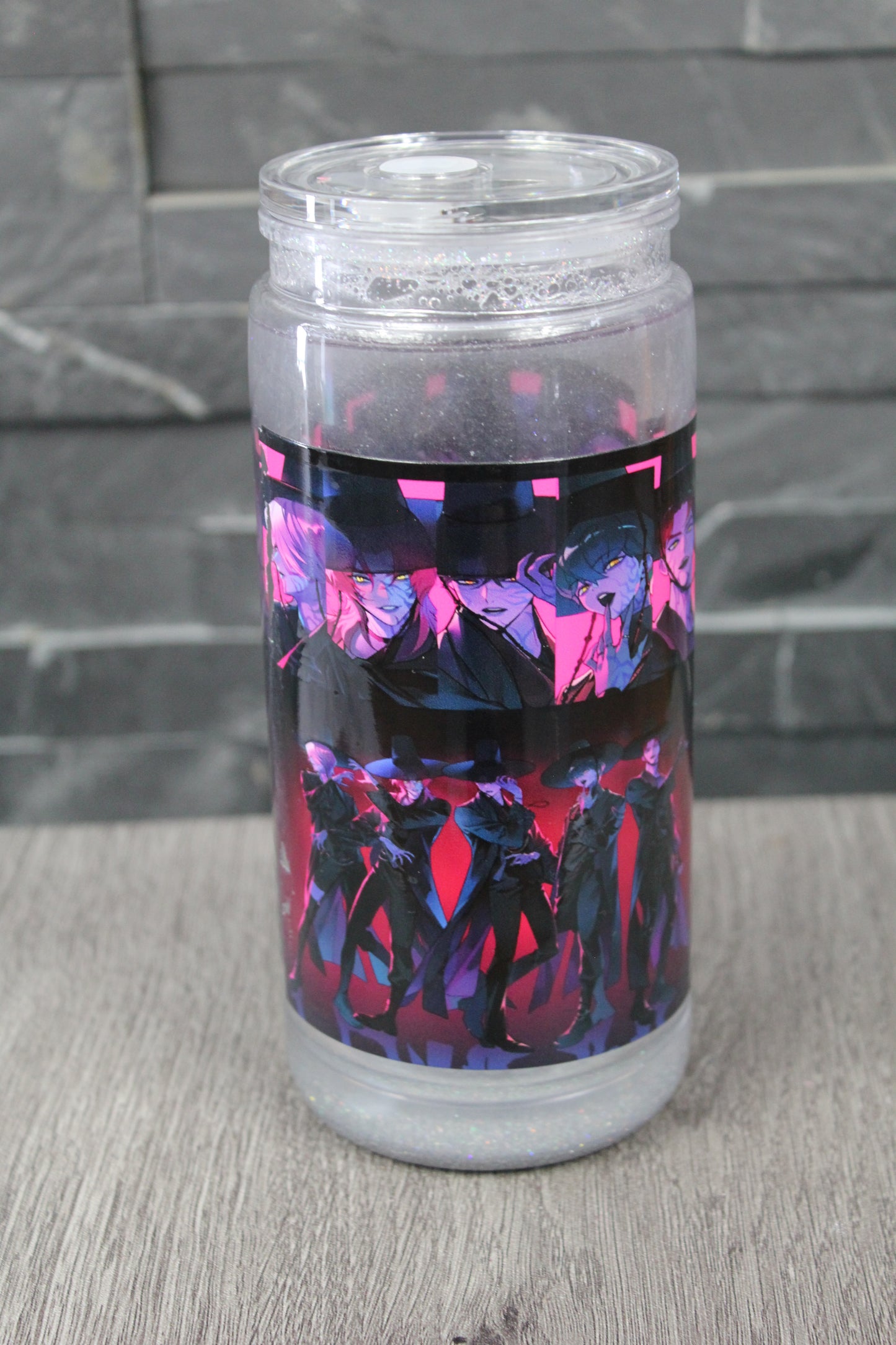 Snowglobe K-Pop Demon Boys – Paillettes holo | 20 oz