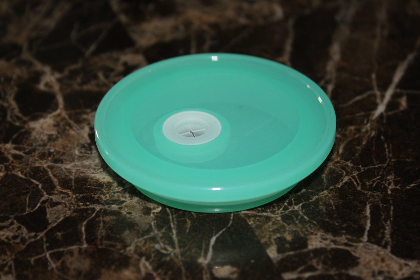 Couvercle acrylique vert menthe avec insert silicone pour verre 16 oz – Beauty Nini