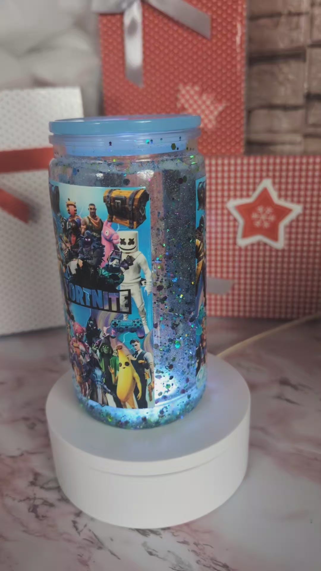Verre Snowglobe plastique gaming battle royale 16 oz, paillettes bleues holographiques, couvercle bleu – Beauty Nini